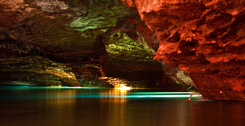 The Largest Underground Lake In The Us Is Under Tennessee